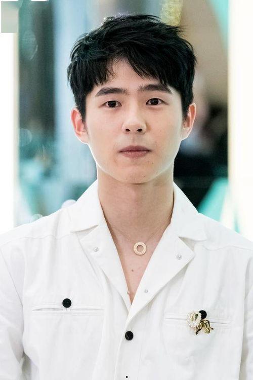 娱乐吃瓜刘昊然,娱乐圈的“吃瓜”达人，揭秘明星幕后故事